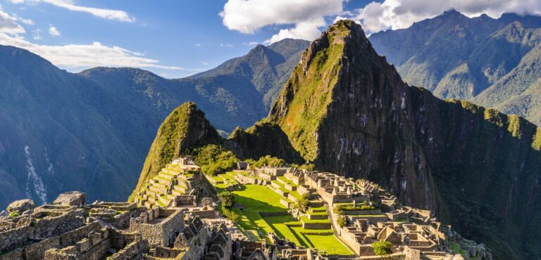 Machu_Picchu,_Peru